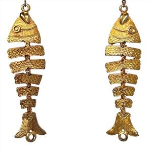 Vintage 1970s Gold Plated Articulated Fish Earrings
